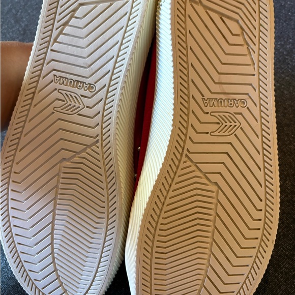 Perfect for the holidays! Comfy and cute. Great quality and not cheap. - Picture 4 of 7